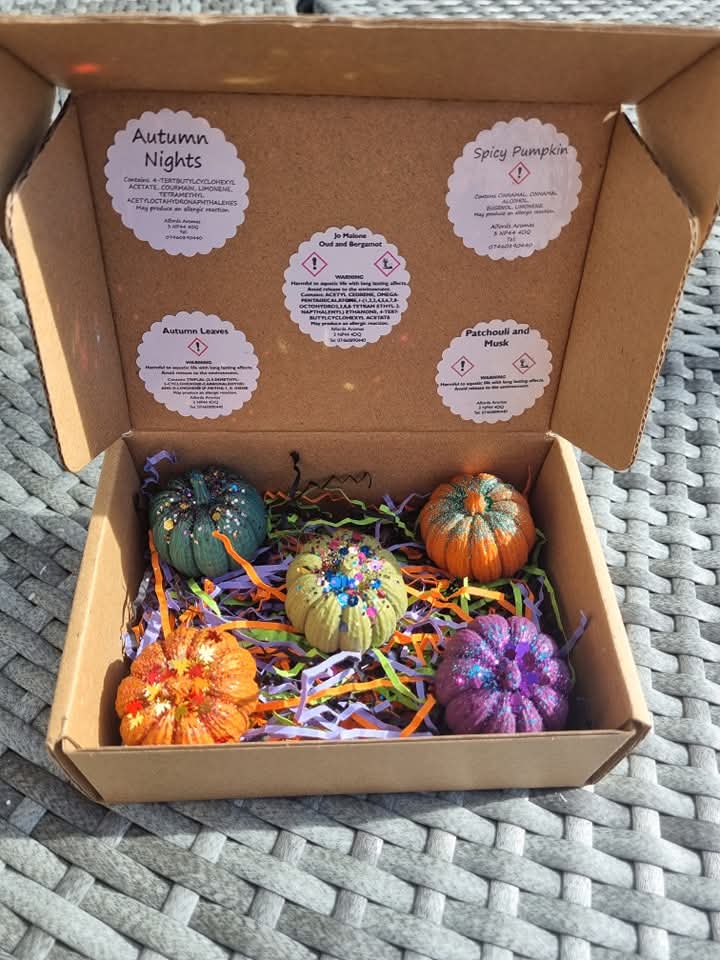 Pumpkin patch box of 9