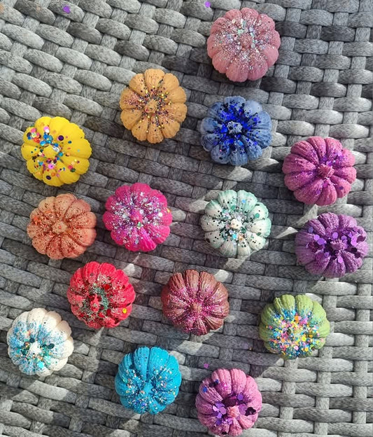 Single soy wax pumpkins